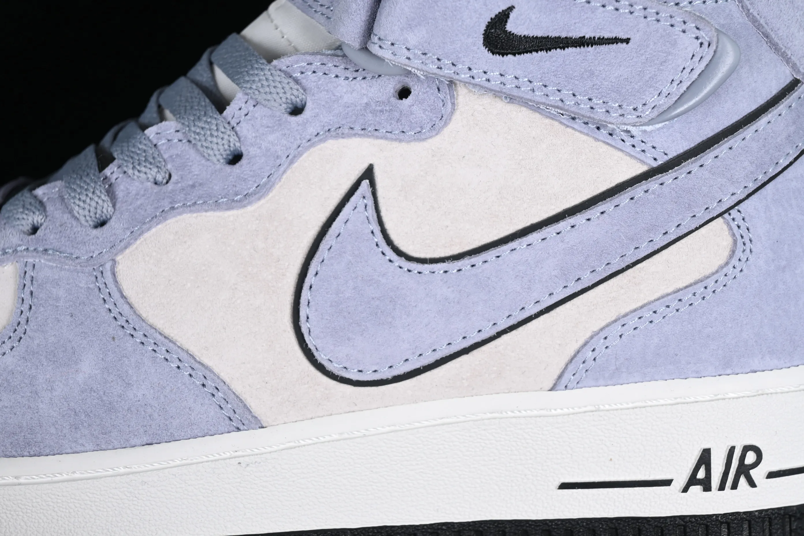 All categories Nk Air Force 1 Air Force series Nk Air Force 1 Mid Air Force mid-top Nk Air Force 1'07 Mid light blue suede Air Force One mid-top casual sneakers CG9904-104
